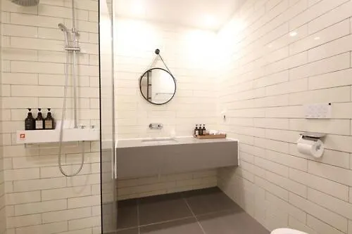 Brown Dot Hotel Sajik Baseball Stadium Puszan 0*,