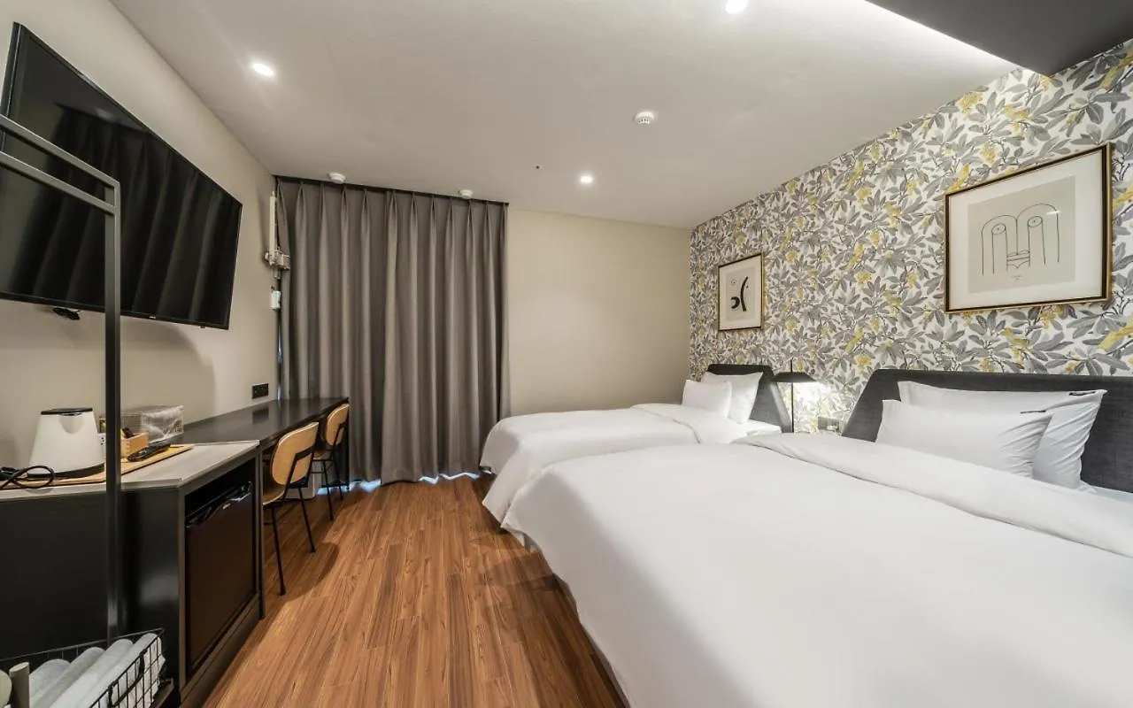 Brown Dot Hotel Sajik Baseball Stadium Puszan